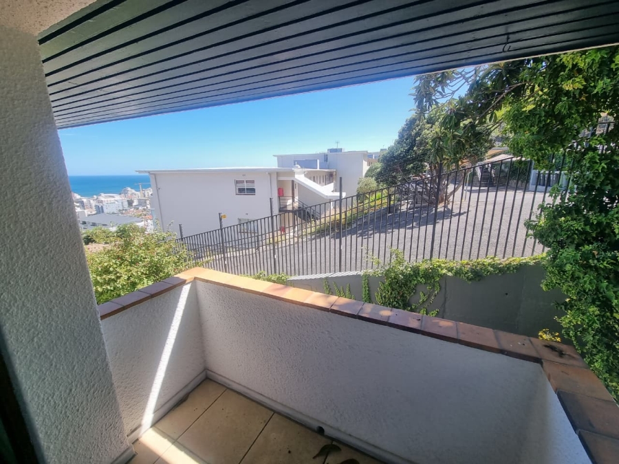 To Let 0 Bedroom Property for Rent in Sea Point Western Cape